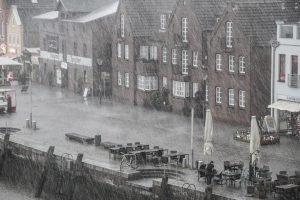 Buienradar Oss interface toont real-time weersvoorspellingen en radarbeelden voor nauwkeurige weerplanning in Oss
