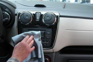 Home Professionele autodetailing en poetsservice bij autopoetsbedrijf Roermond met geavanceerde apparatuur