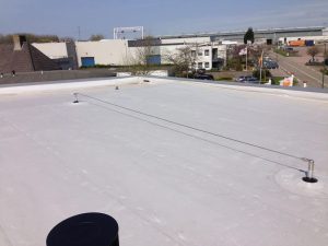 Home Verticale valbeveiliging systeem met valgordel voor veilig werk op het dak bij risicovolle hoogtes